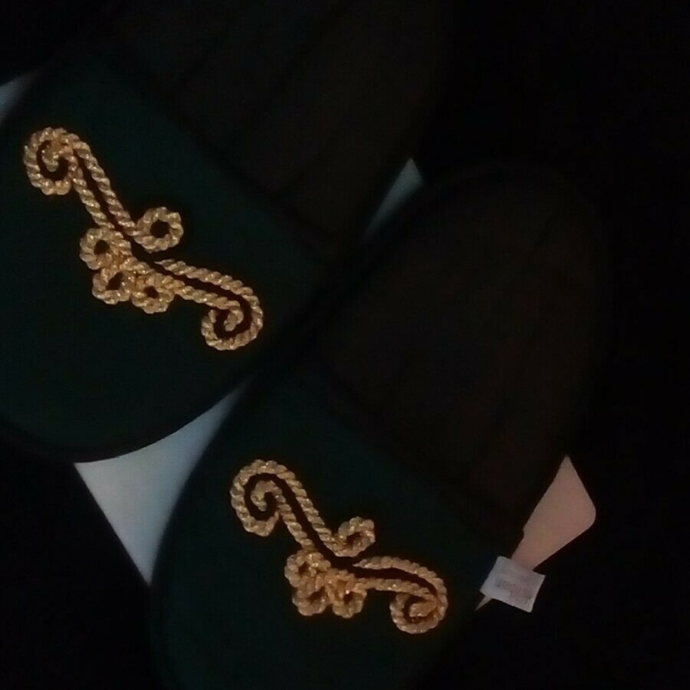 Handmade Slippers lartsan duhiban made in Lebanon